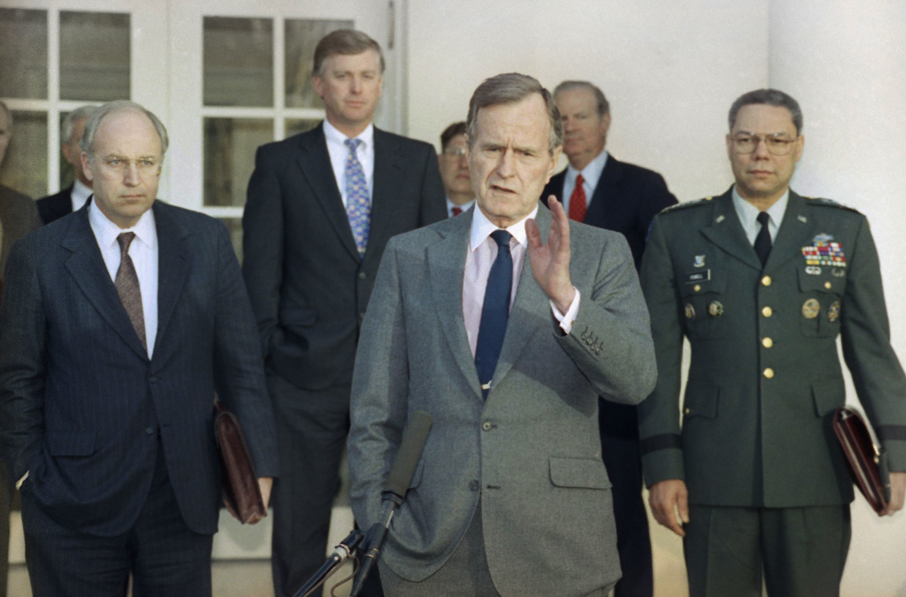 Obit George HW Bush